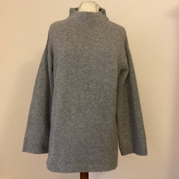 NWT ANN TAYLOR LUXURY CASHMERE BELL SLEEVE SWEATER IN GRAY MEDIUM RTL $249 NEW! - Picture 2 of 5